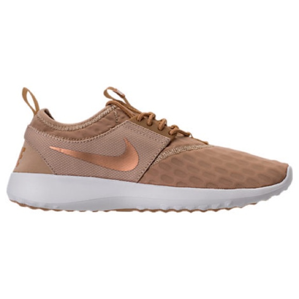 BRAND NEW NEVER WORN GOLD CASUAL NIKES